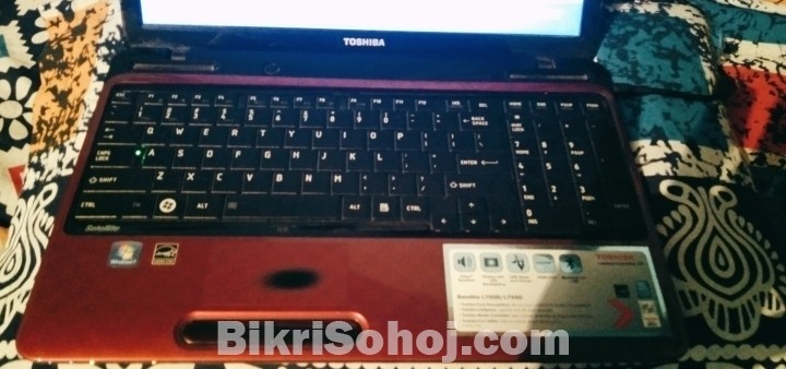 TOSHIBA LAPTOP